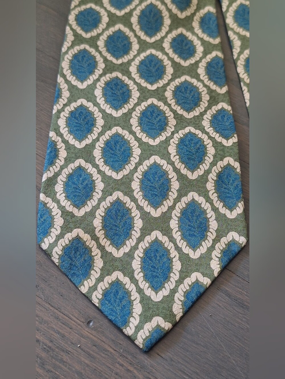 Giorgio Armani Tie Mens Green Blue Abstract Silk Made in Italy